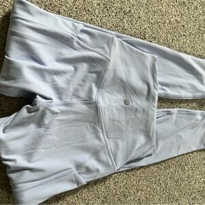Lululemon light blue/periwinkle 🪺 leggings w pockets/size 2
